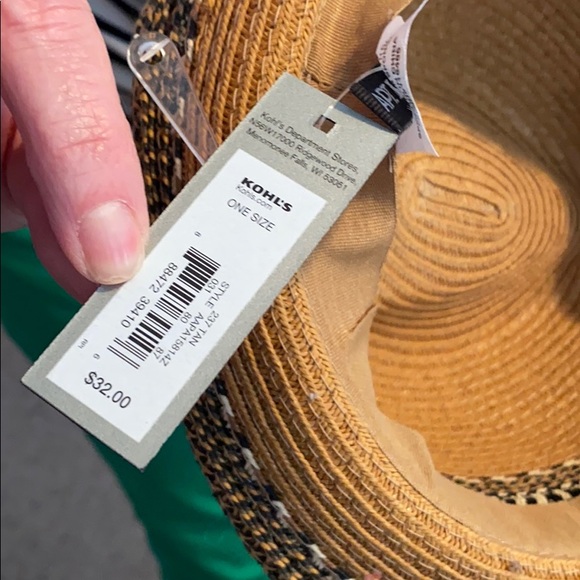 Hat - Picture 2 of 3